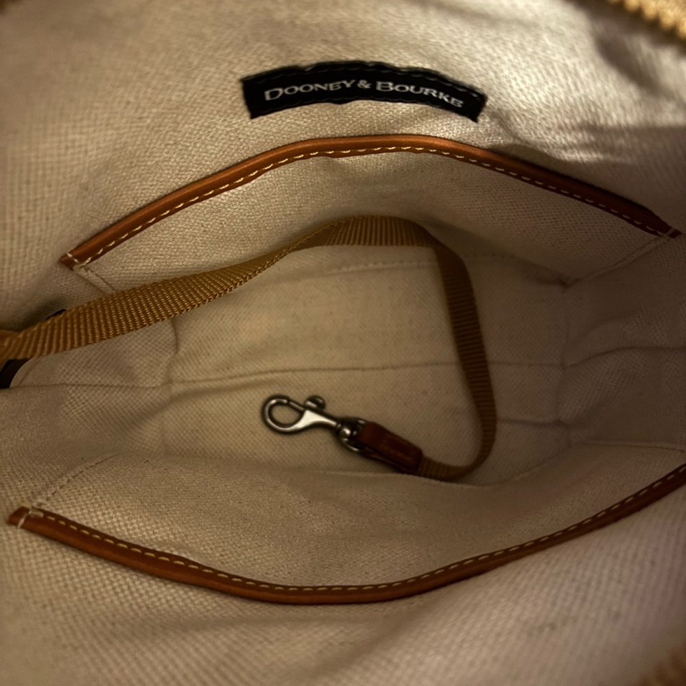 EUC Dooney & Burke Pebble Grain Small Zip Sac - Taupe- perfect condition - Picture 12 of 15